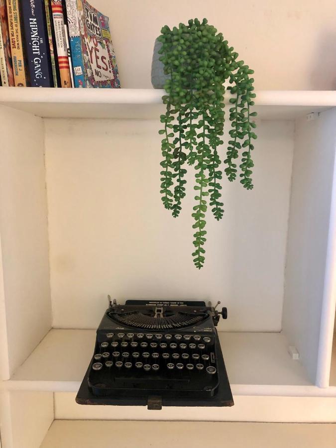 Wuthering Cottage - Central, Stylish, Cosy, Comfy ハワース エクステリア 写真